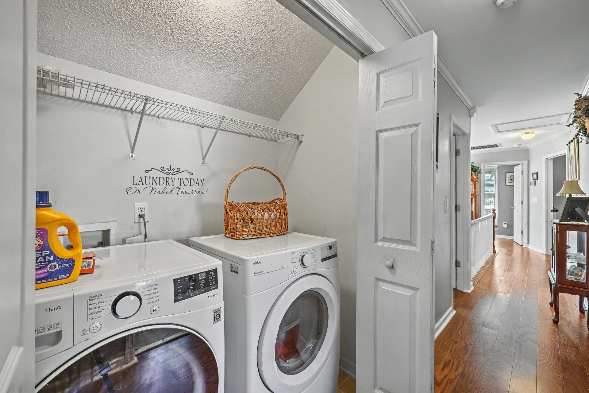 100 Kenwood Court Photo 38