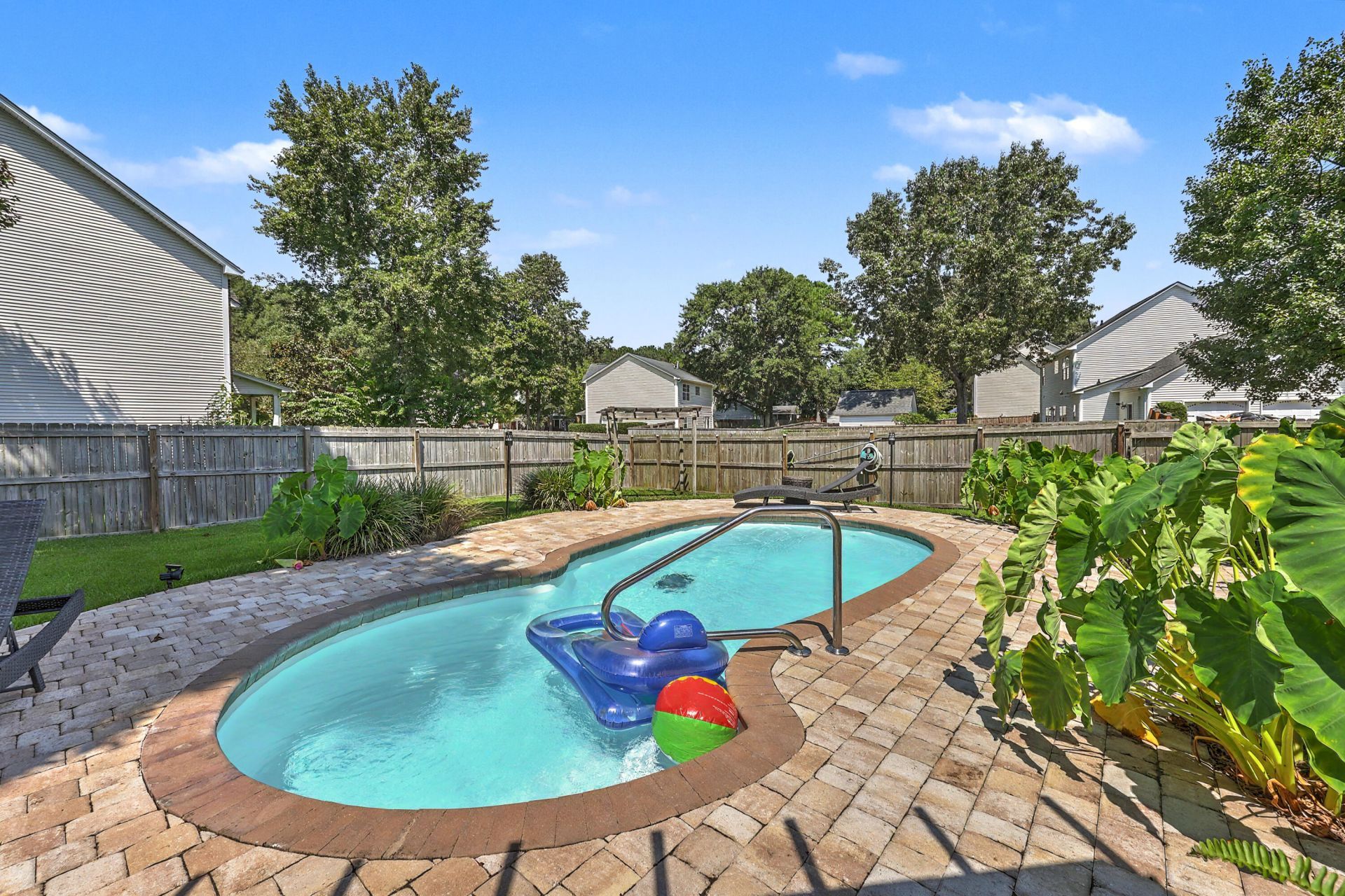 100 Kenwood Court Photo 47