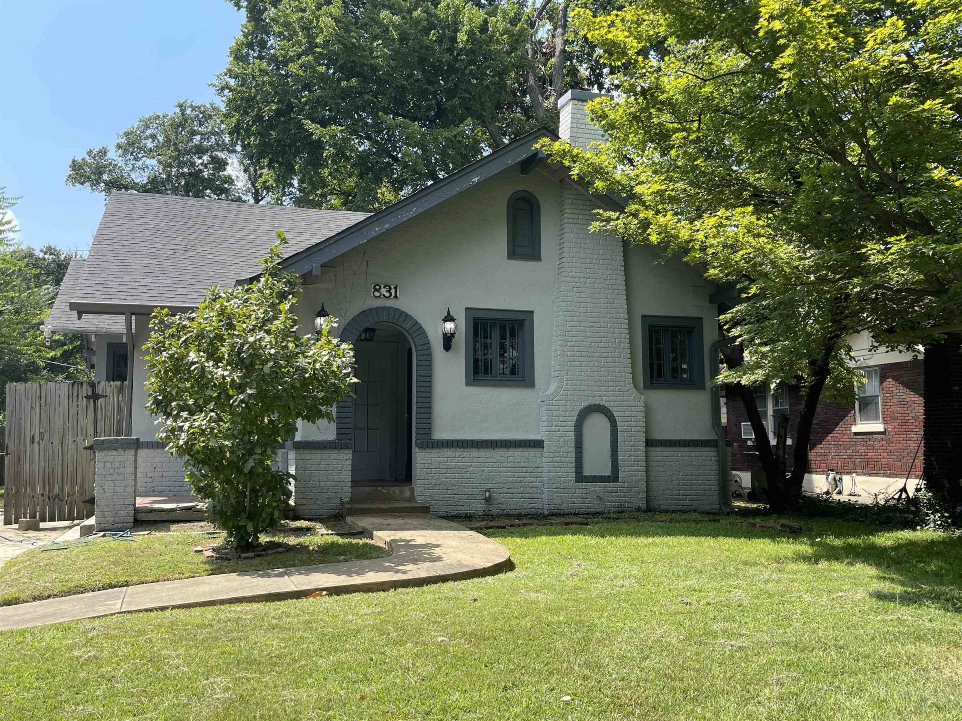831 N AVALON ST Memphis, TN 38107