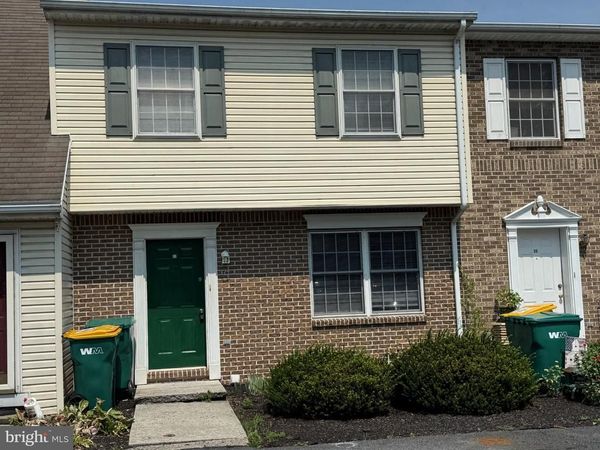 37 QUEEN AVENUE, ENOLA, PA 17025
