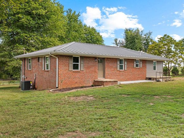 1232 Co Rd 53, Rogersville, AL 35652