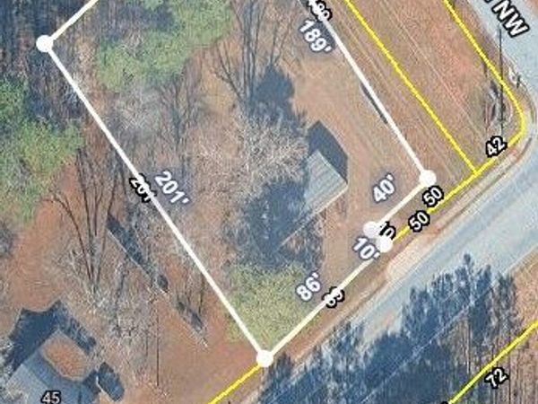 35 Russell Road, Lawrenceville, GA 30043