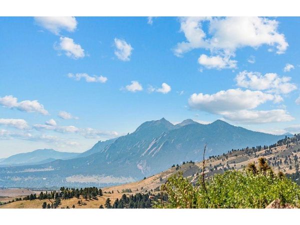 9480 Mountain Ridge Dr, Boulder, CO 80302