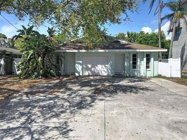 10597/10595 101ST AVENUE , SEMINOLE, FL 33772