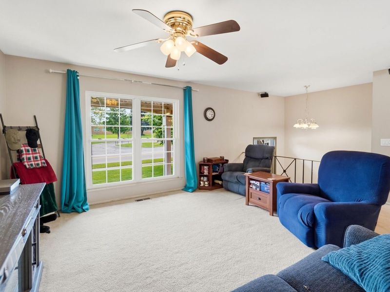 1039 E National Road, Vandalia, OH 45377 Photo 6