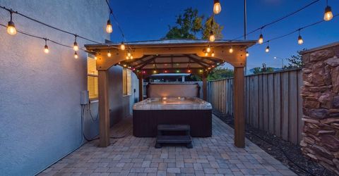 10443 Summershade Lane, Reno, NV 89521 Photo