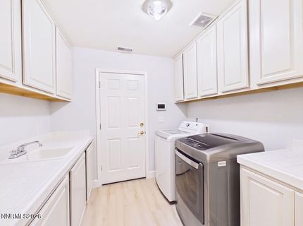 10443 Summershade Lane, Reno, NV 89521 Photo