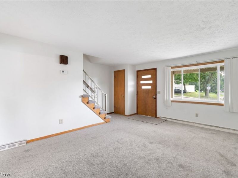 2337 38th Street NW, Canton, OH 44709 Photo 8