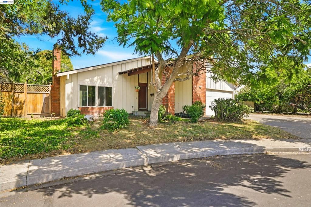 35278 Cornwall Pl, Newark, CA 94560 Main Photo