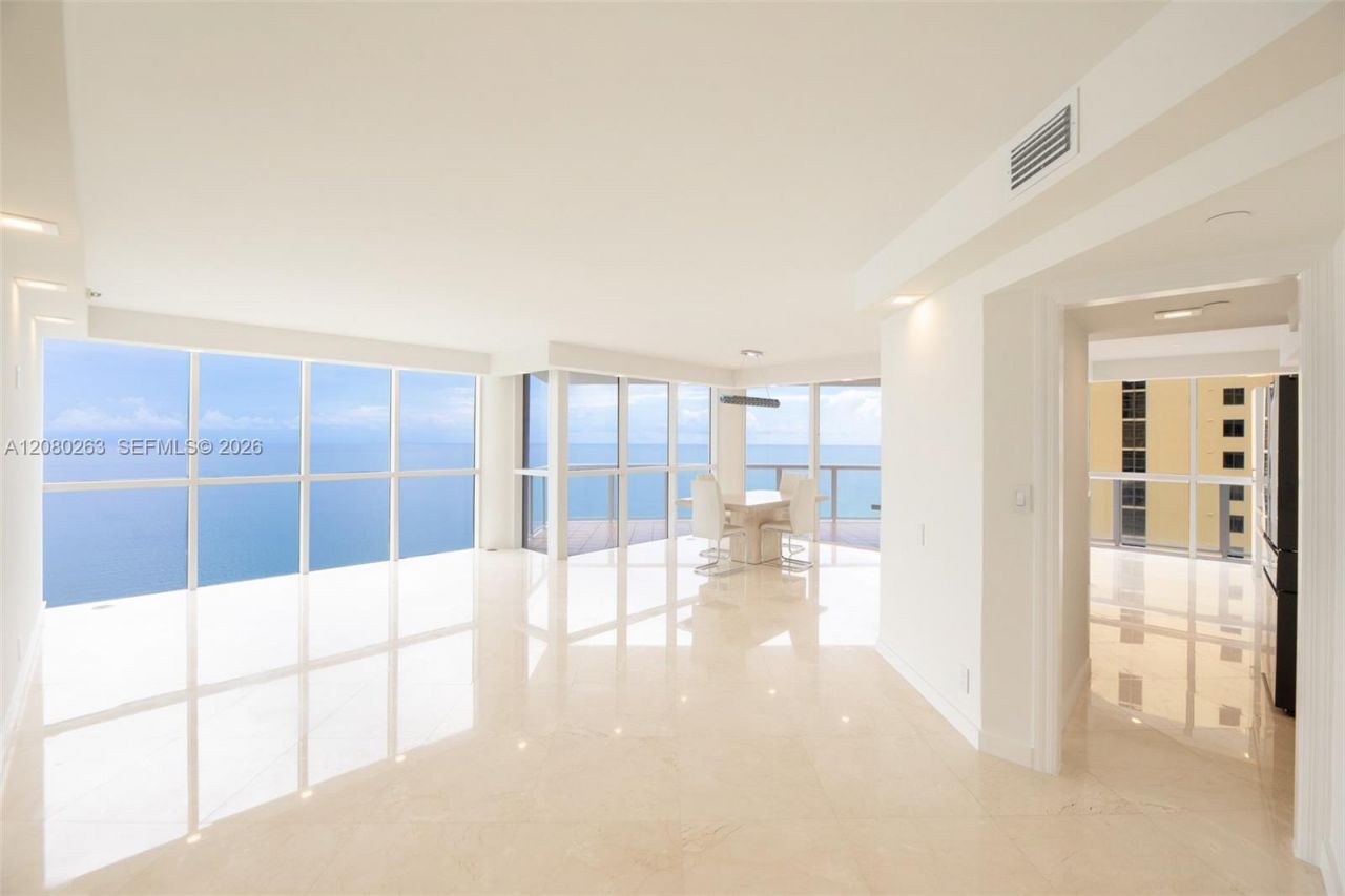 16425 Collins Ave , Unit 2311, Sunny Isles Beach, FL 33160 Photo