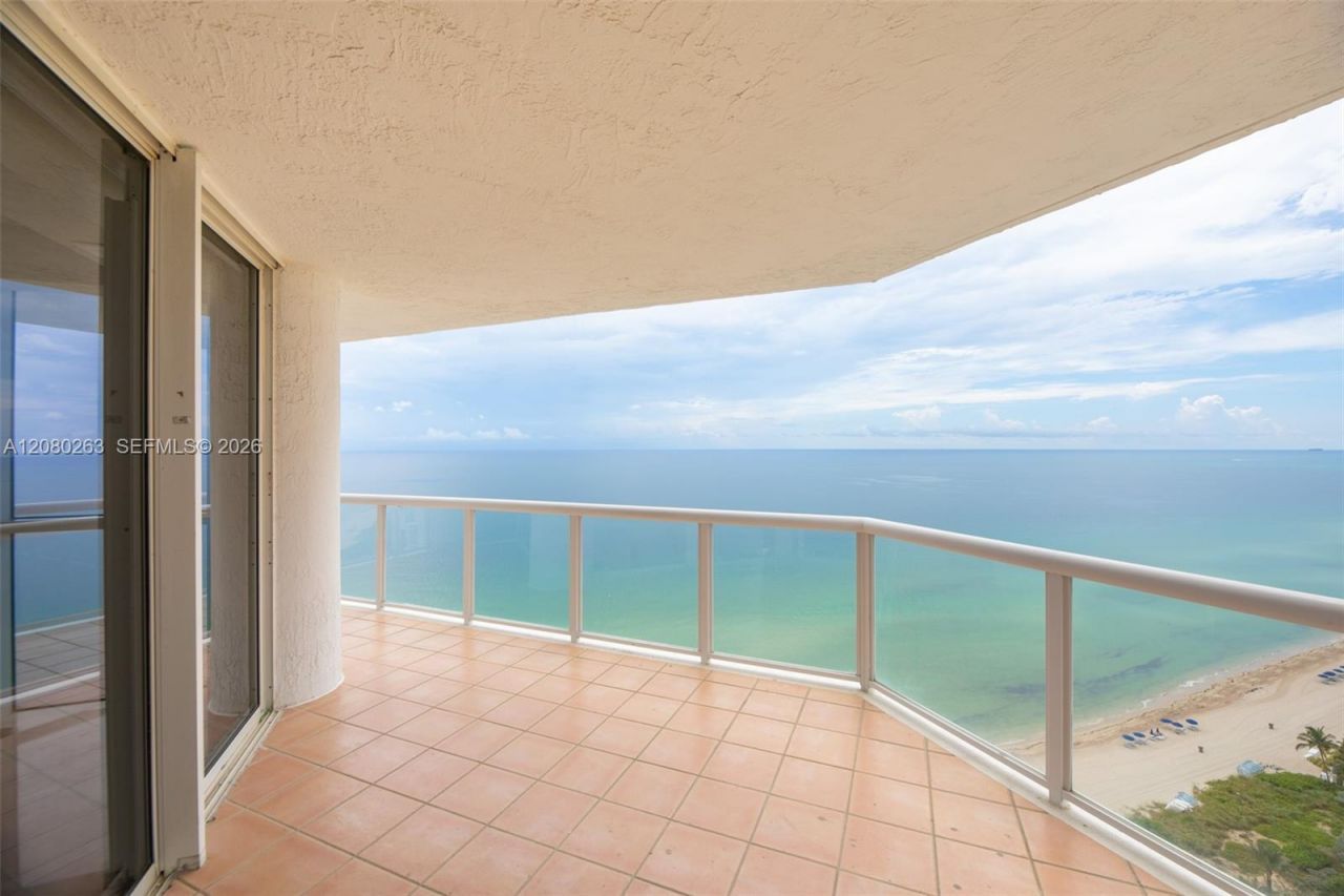 16425 Collins Ave , Unit 2311, Sunny Isles Beach, FL 33160 Photo