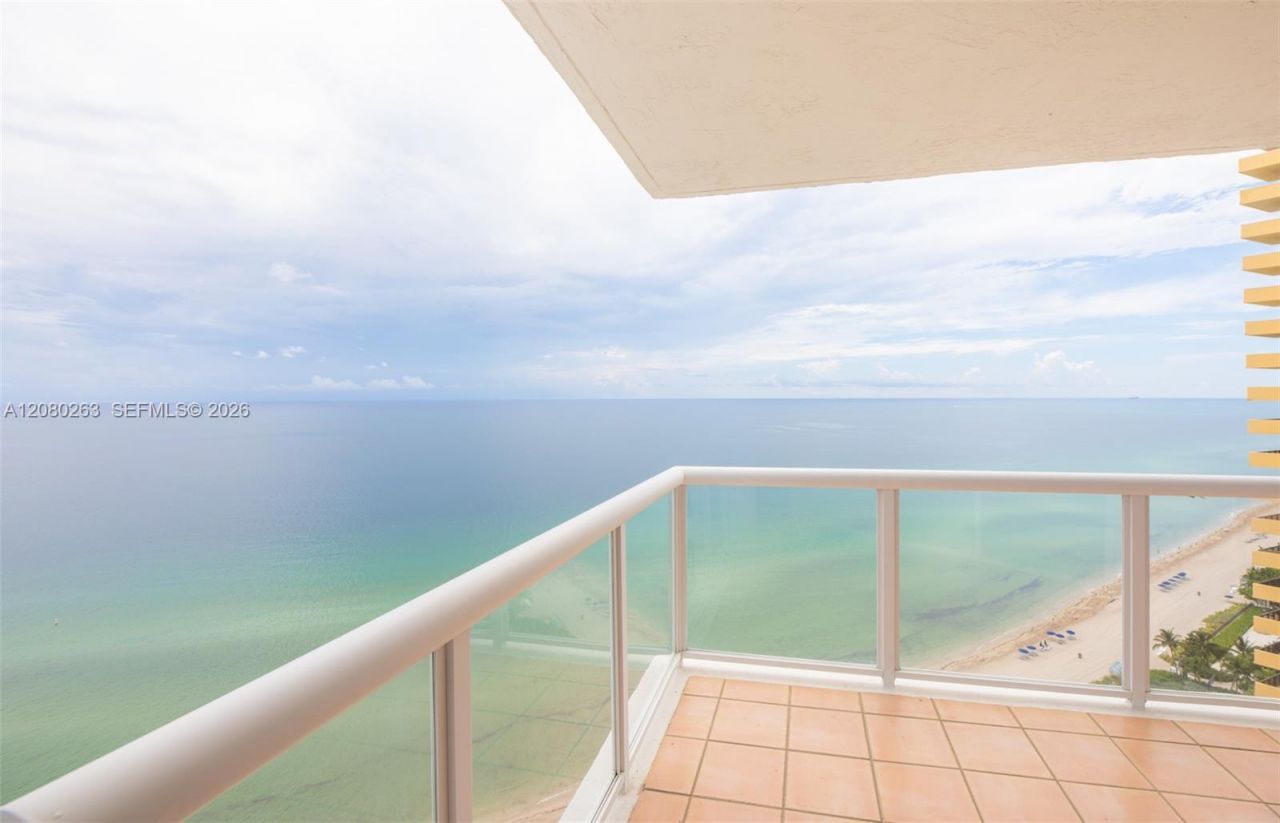 16425 Collins Ave , Unit 2311, Sunny Isles Beach, FL 33160 Photo
