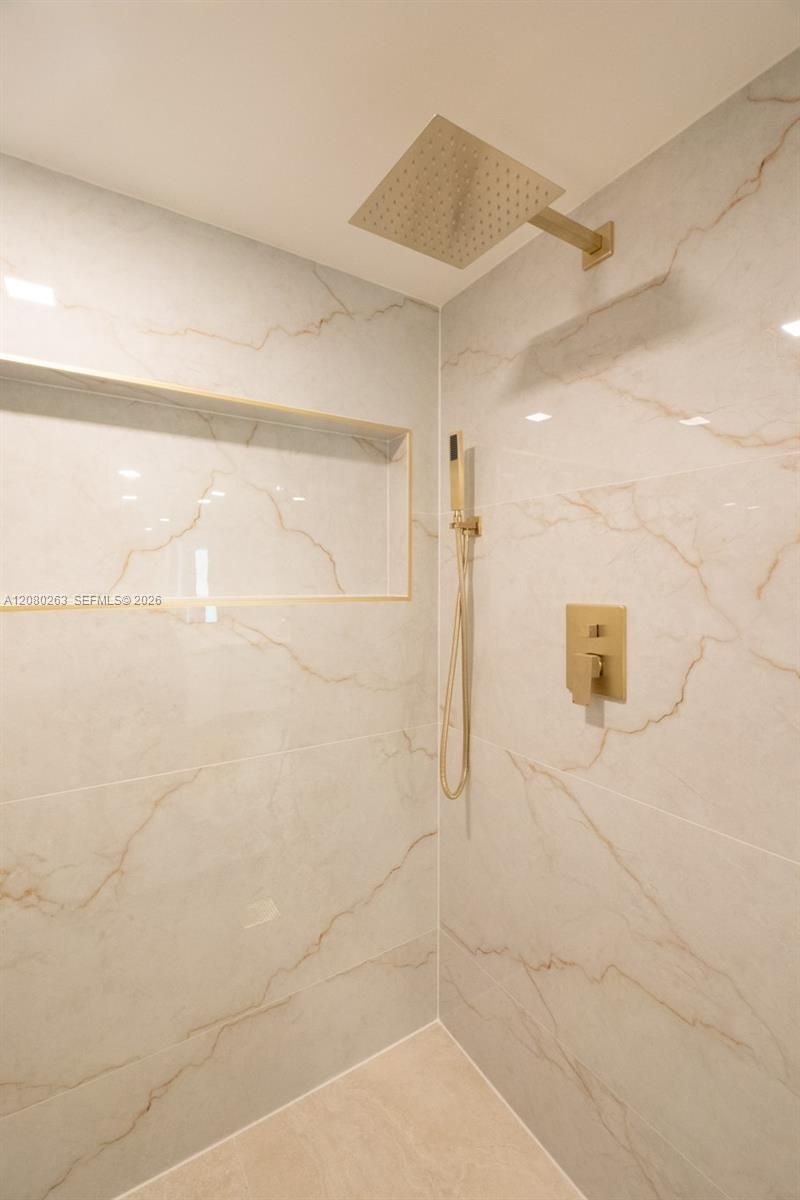 16425 Collins Ave , Unit 2311, Sunny Isles Beach, FL 33160 Photo