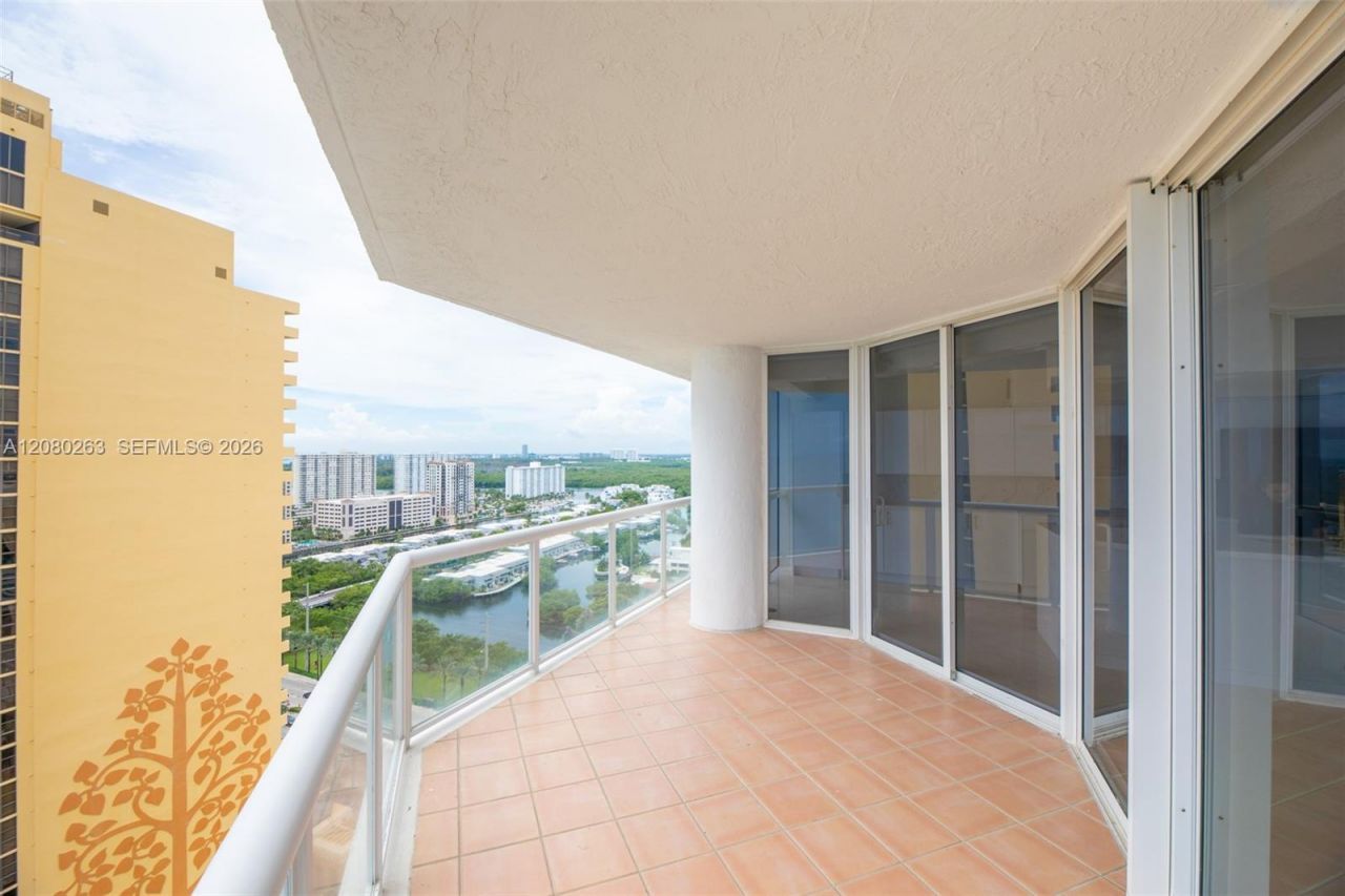 16425 Collins Ave , Unit 2311, Sunny Isles Beach, FL 33160 Photo