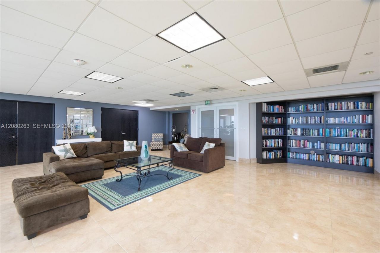 16425 Collins Ave , Unit 2311, Sunny Isles Beach, FL 33160 Photo