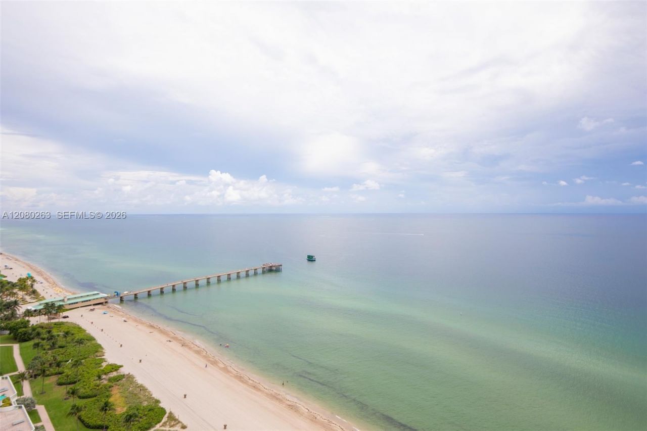 16425 Collins Ave , Unit 2311, Sunny Isles Beach, FL 33160 Photo