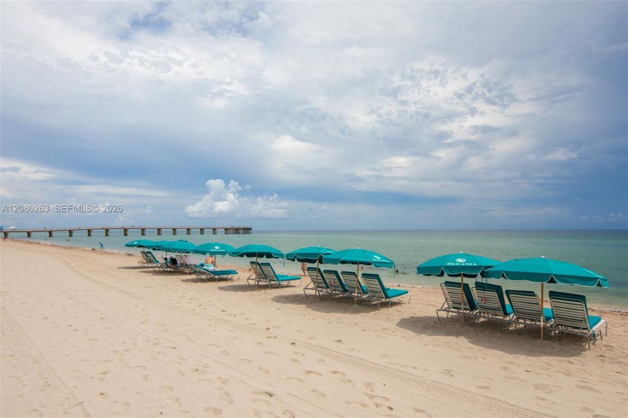 16425 Collins Ave , Unit 2311, Sunny Isles Beach, FL 33160 Photo
