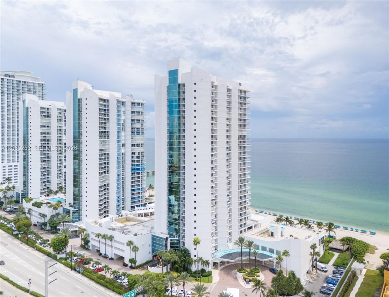 16425 Collins Ave , Unit 2311, Sunny Isles Beach, FL 33160 Photo