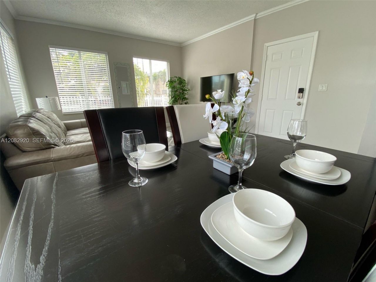 1459 NW 2nd St , Miami, FL 33125 Photo