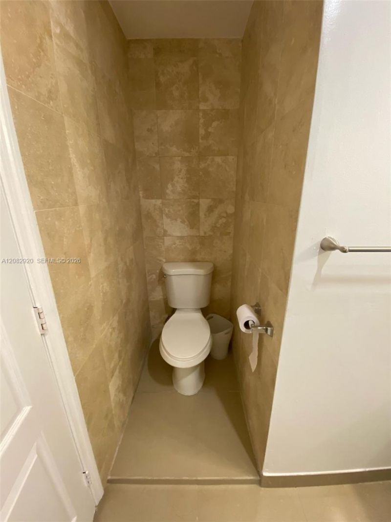 1459 NW 2nd St , Miami, FL 33125 Photo