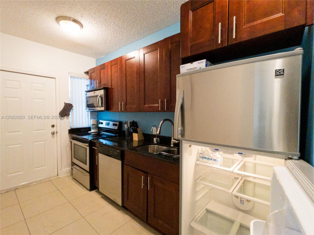 1459 NW 2nd St , Miami, FL 33125 Photo