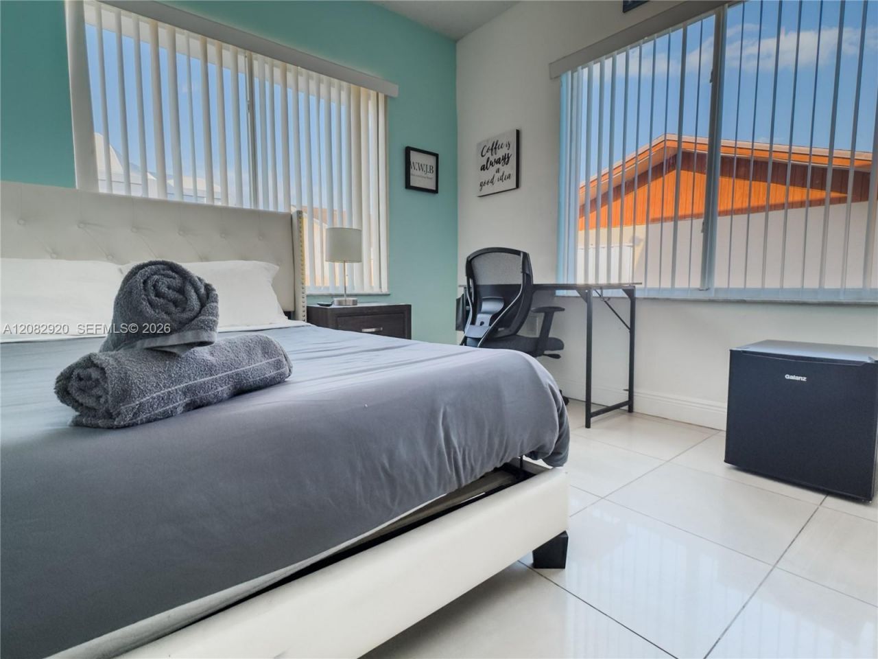 1459 NW 2nd St , Miami, FL 33125 Photo
