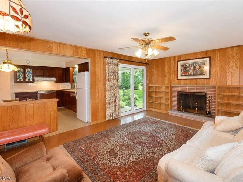 1634 Parkview Drive, Seven Hills, OH 44131 Photo 11