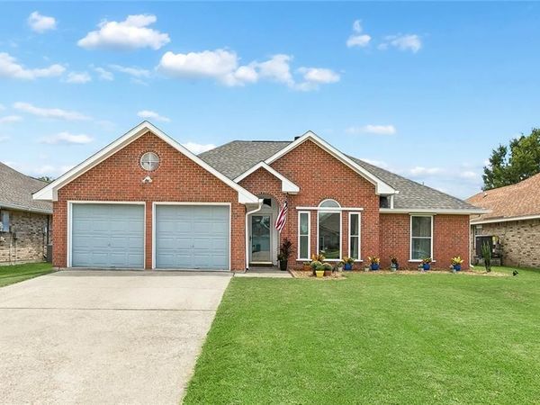 191 MOONRAKER Drive , Slidell, LA 70458