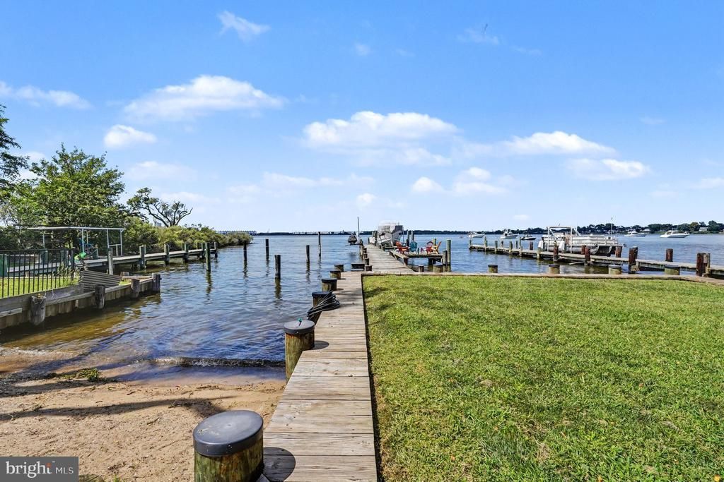 9208 TODD AVENUE, SPARROWS POINT, MD 21219