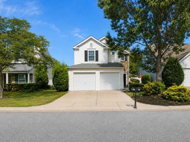 8129 Wesley Farm Drive, Raleigh, NC 27616