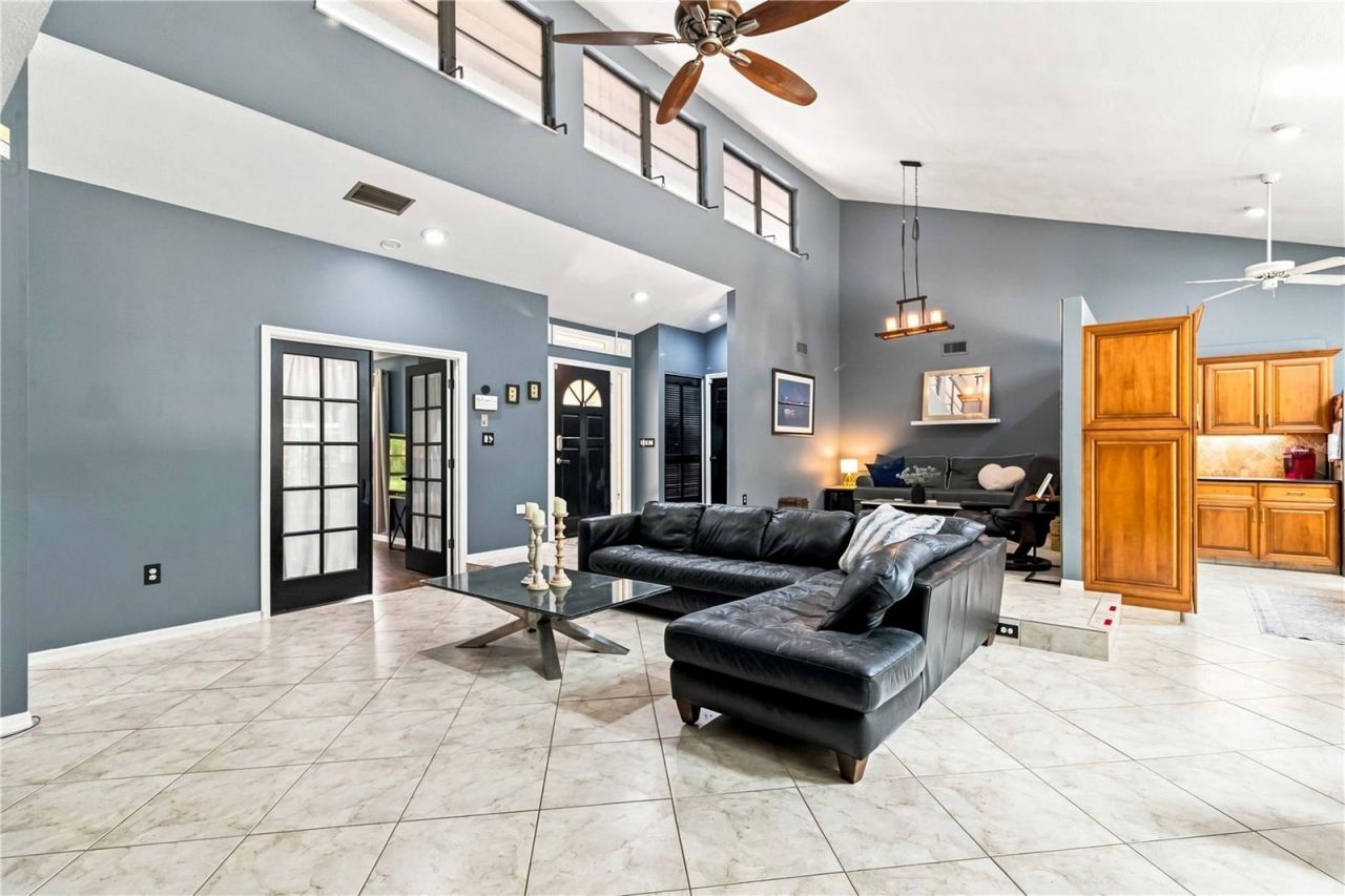 902 Drakeswood Court, Sarasota, FL 34232 Photo