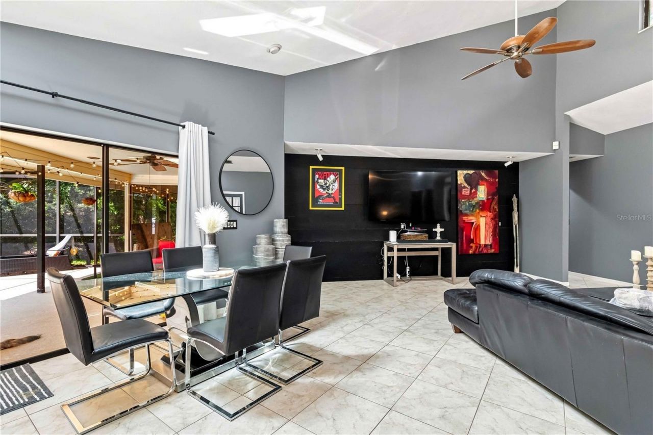 902 Drakeswood Court, Sarasota, FL 34232 Photo