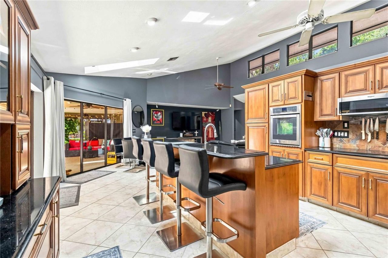 902 Drakeswood Court, Sarasota, FL 34232 Photo