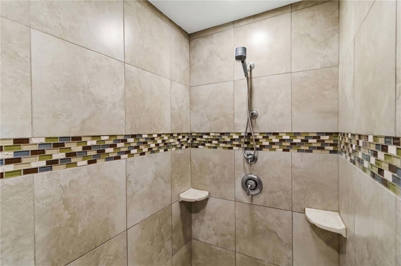 902 Drakeswood Court, Sarasota, FL 34232 Photo
