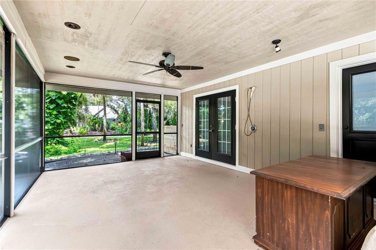 902 Drakeswood Court, Sarasota, FL 34232 Photo