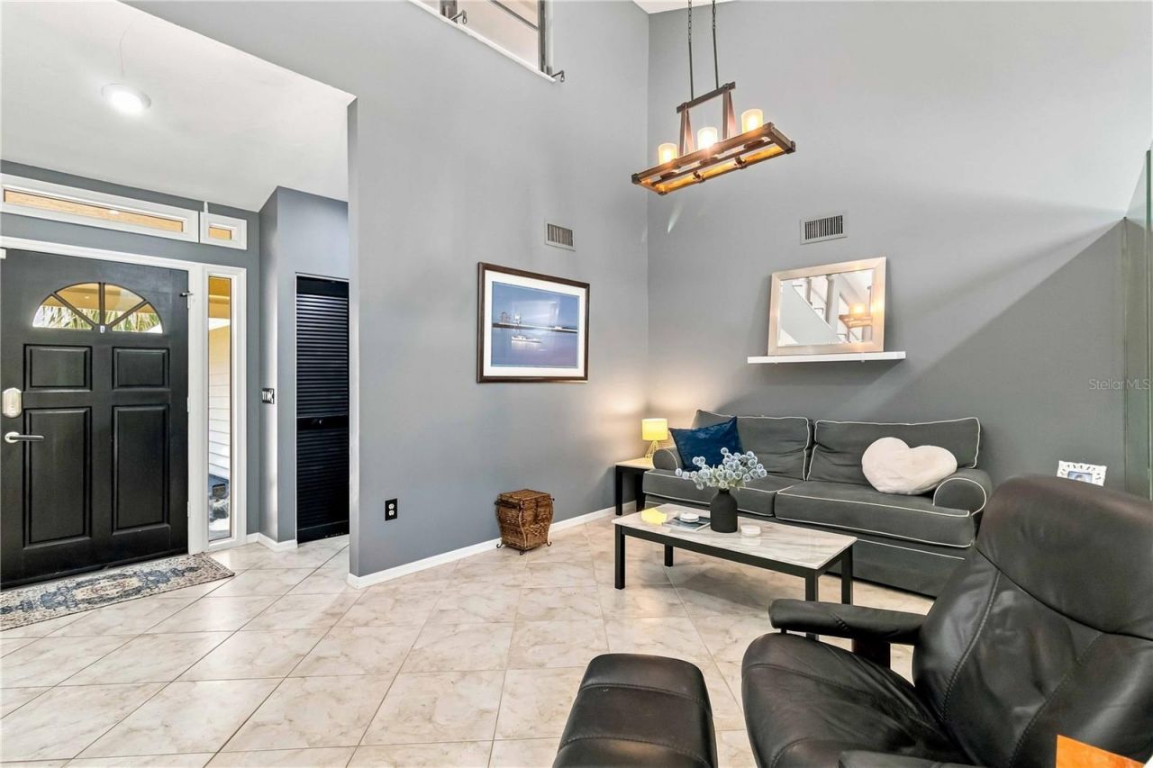 902 Drakeswood Court, Sarasota, FL 34232 Photo
