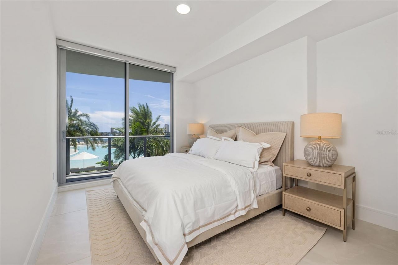 220 Lake Shore Drive, Unit 704, Lake Park, FL 33403 Photo
