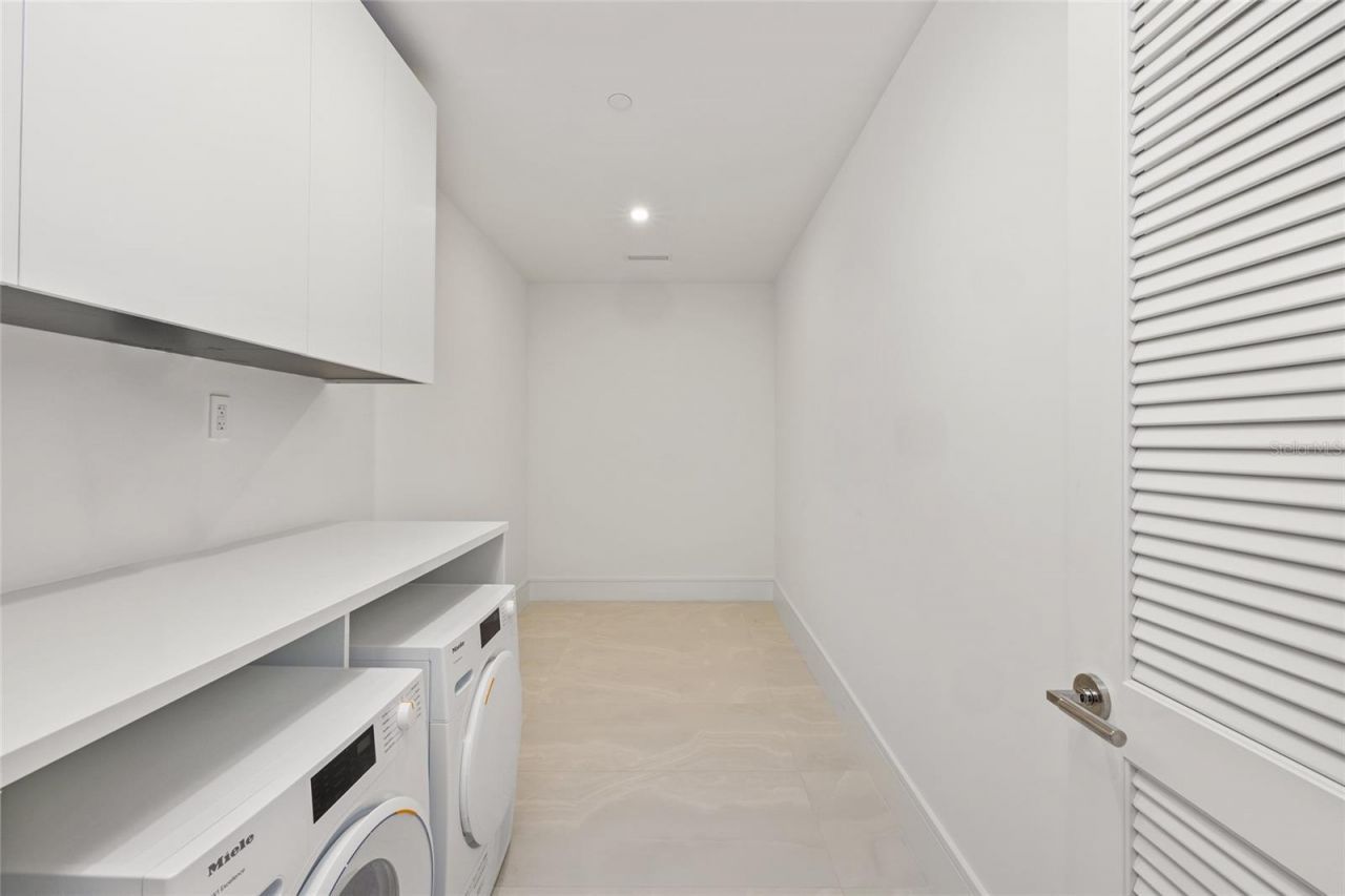 220 Lake Shore Drive, Unit 704, Lake Park, FL 33403 Photo