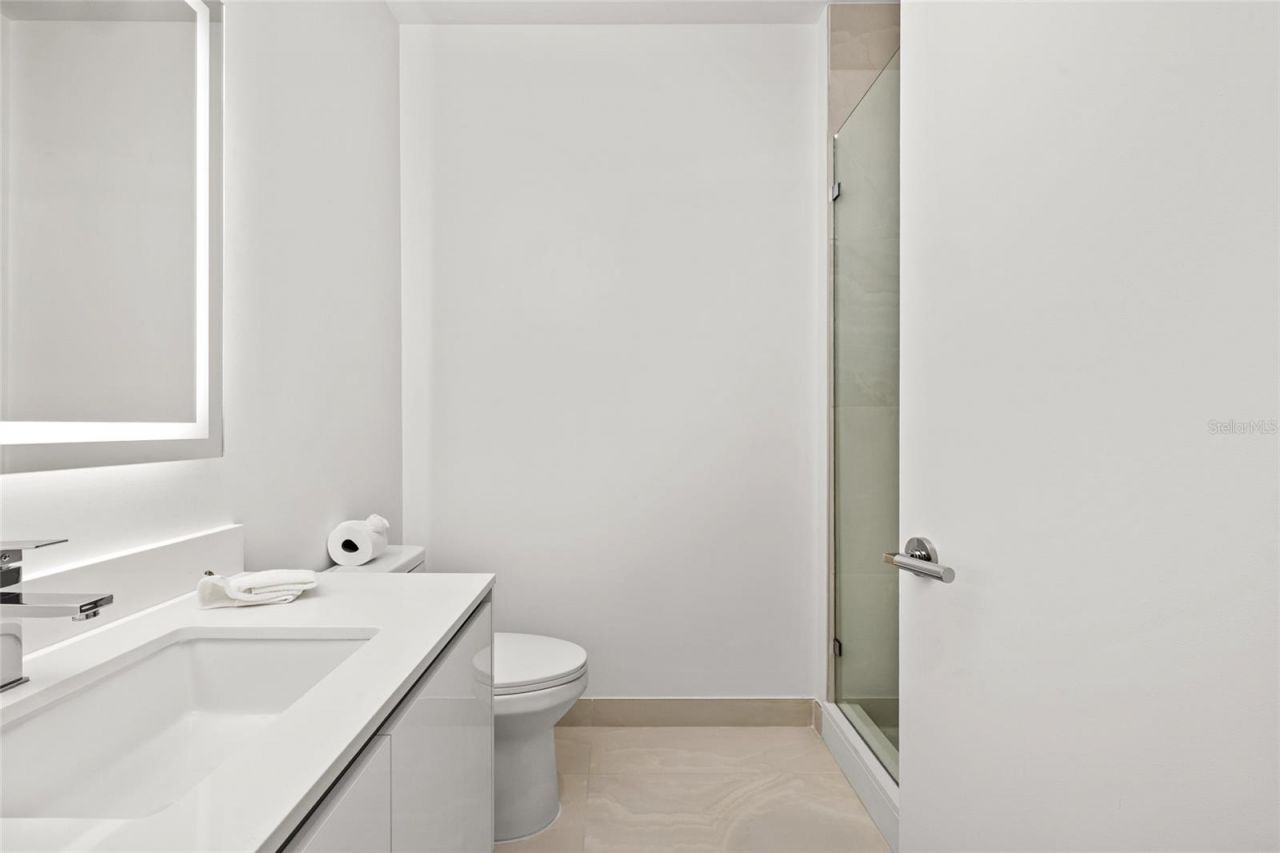 220 Lake Shore Drive, Unit 704, Lake Park, FL 33403 Photo