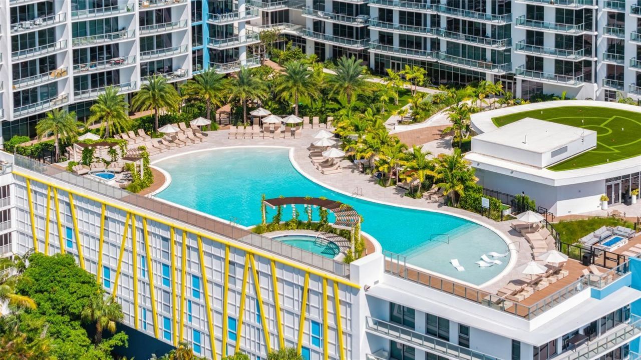 220 Lake Shore Drive, Unit 704, Lake Park, FL 33403 Photo