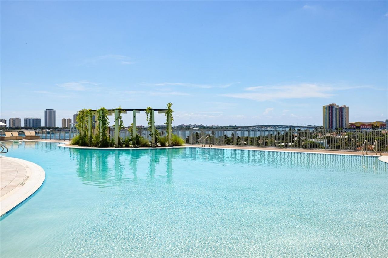 220 Lake Shore Drive, Unit 704, Lake Park, FL 33403 Photo