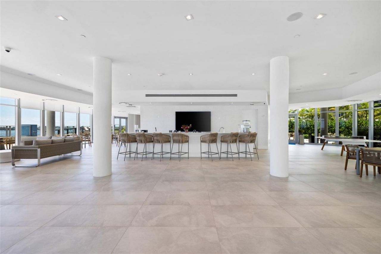 220 Lake Shore Drive, Unit 704, Lake Park, FL 33403 Photo