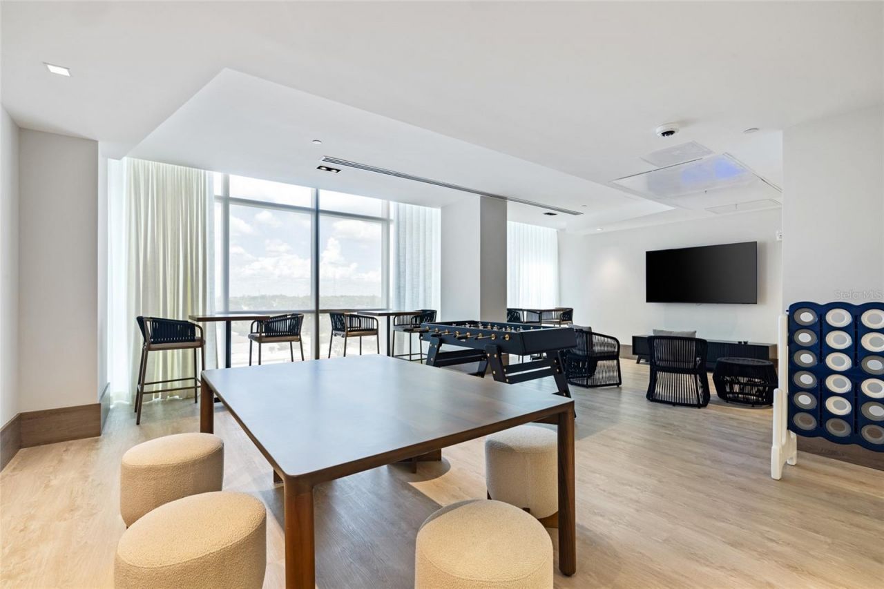 220 Lake Shore Drive, Unit 704, Lake Park, FL 33403 Photo