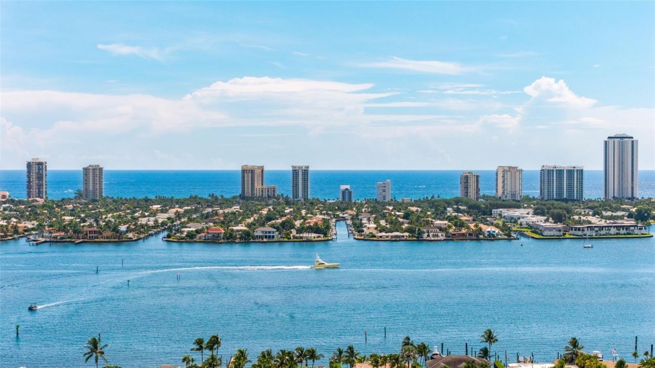 220 Lake Shore Drive, Unit 704, Lake Park, FL 33403 Photo