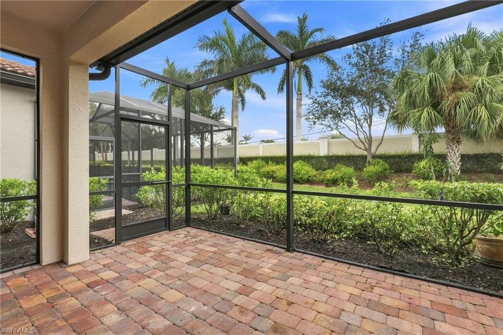 7186 Wilton Dr , Naples, FL 34109 Photo
