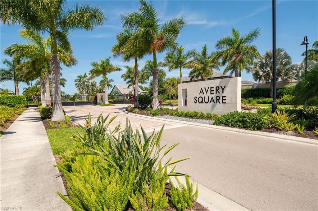 7186 Wilton Dr , Naples, FL 34109 Photo