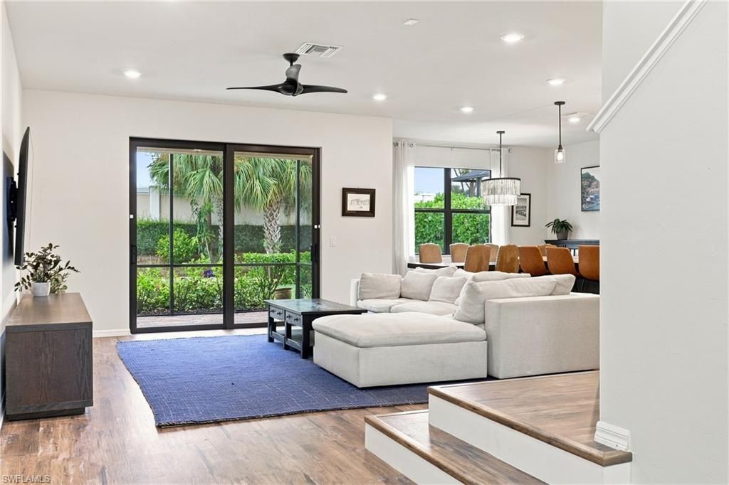 7186 Wilton Dr , Naples, FL 34109 Photo
