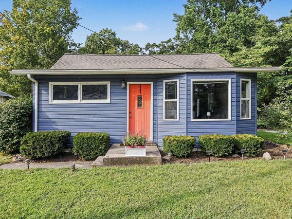 1114 Bell Avenue, New Buffalo, MI 49117