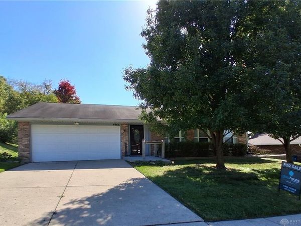 4966 Longford Road, Huber Heights, OH 45424