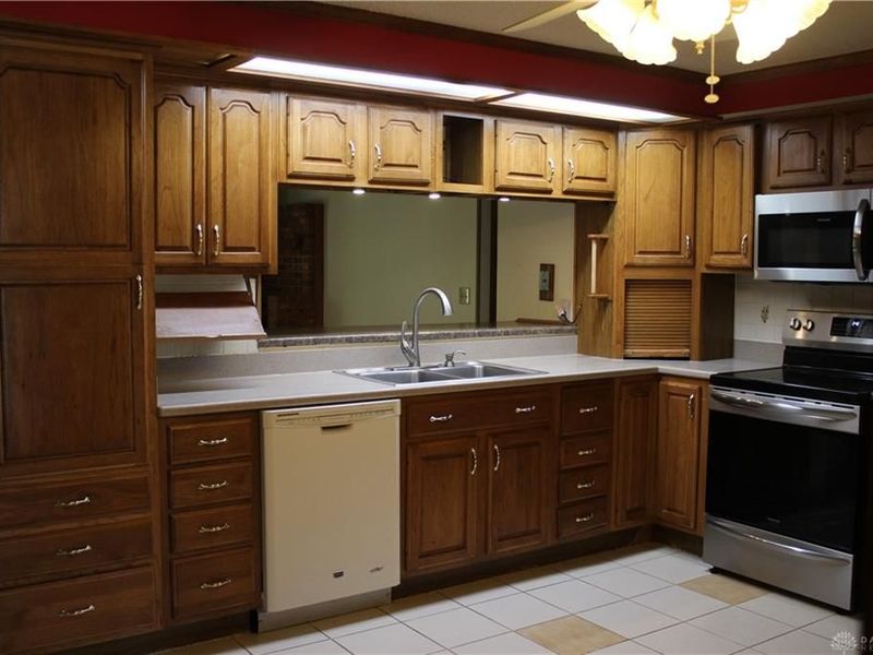 4966 Longford Road, Huber Heights, OH 45424 Photo 20